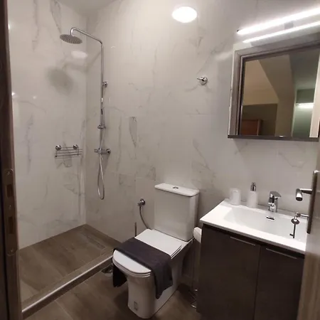 Aliki's 1 Apartament *